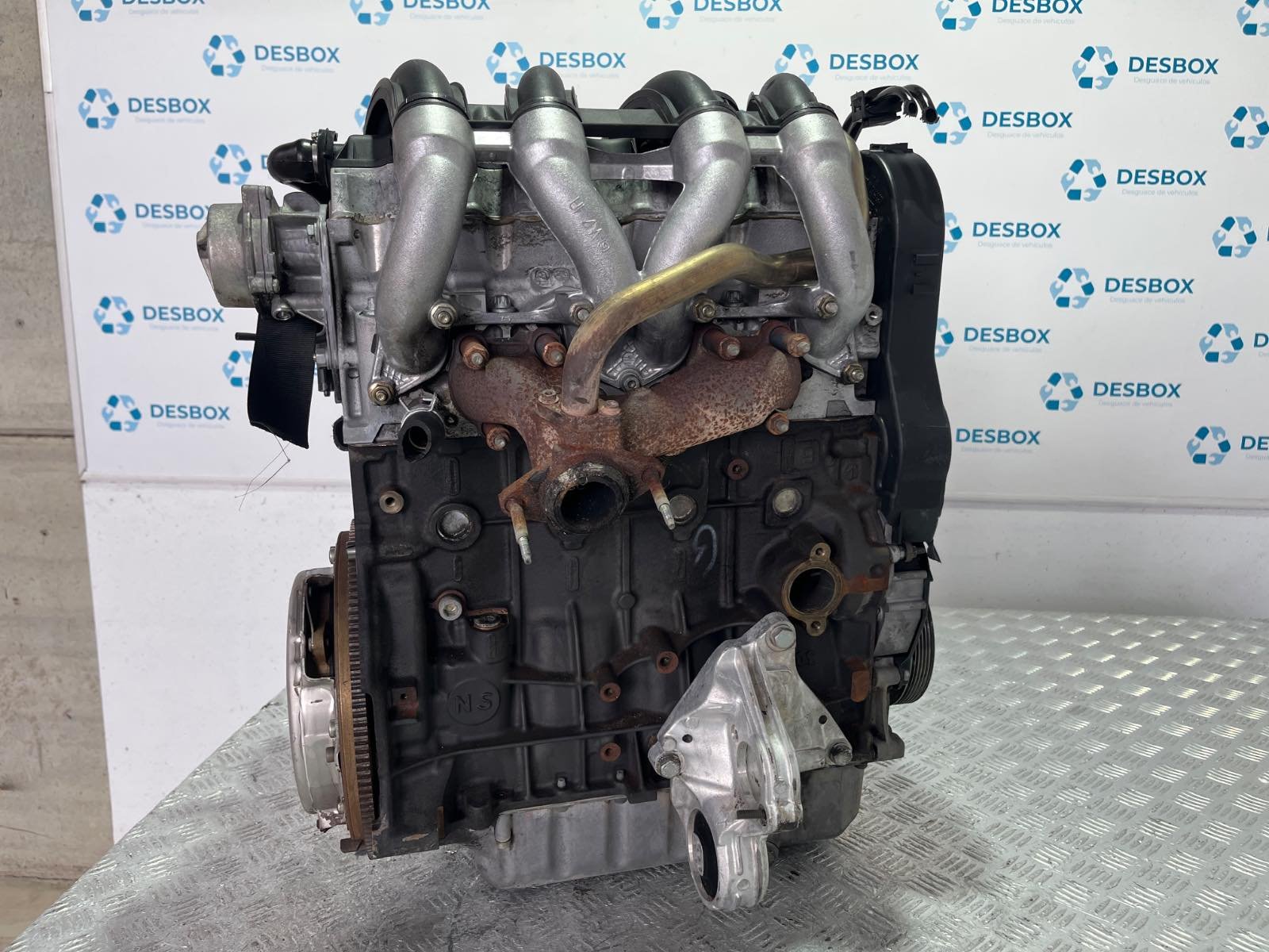 Recambio de MOTOR para PEUGEOT 206 BERLINA WJY referencia OEM IAM WJY - BLANCO 2