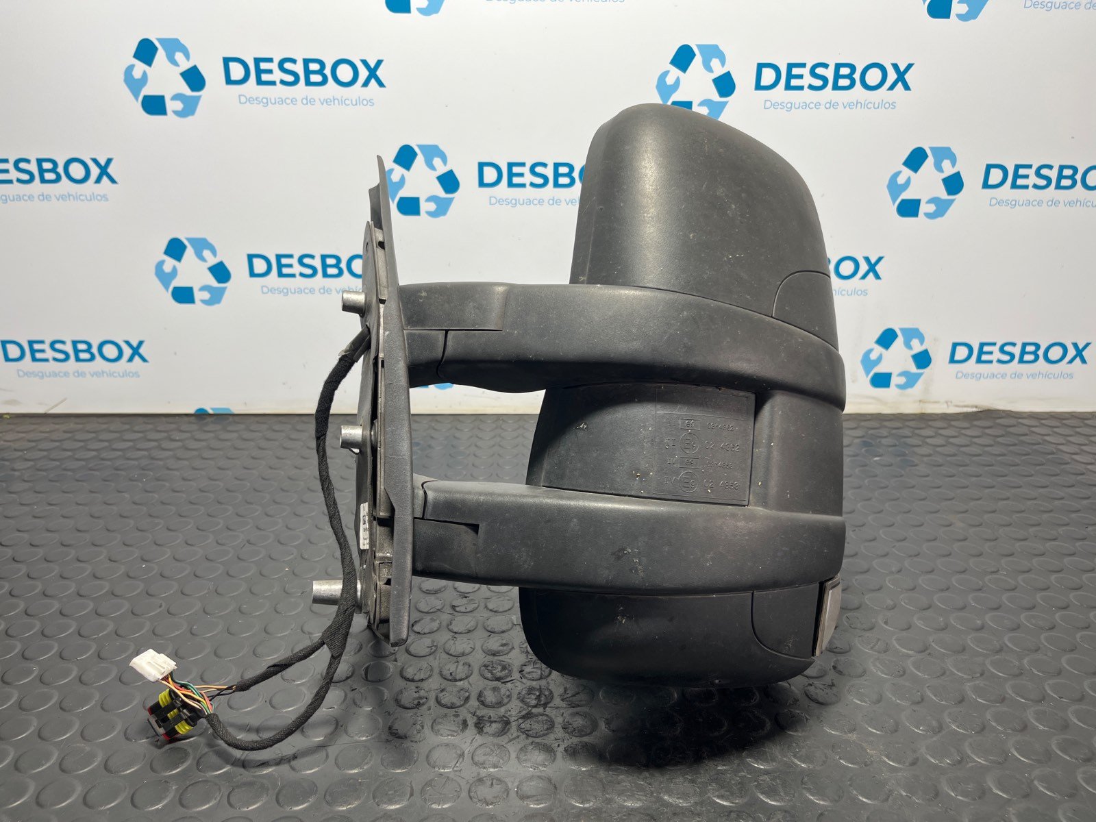 RETROVISOR IZQUIERDO IVECO DAILY VI Caja/Chasis - recambio desguace - vista 2