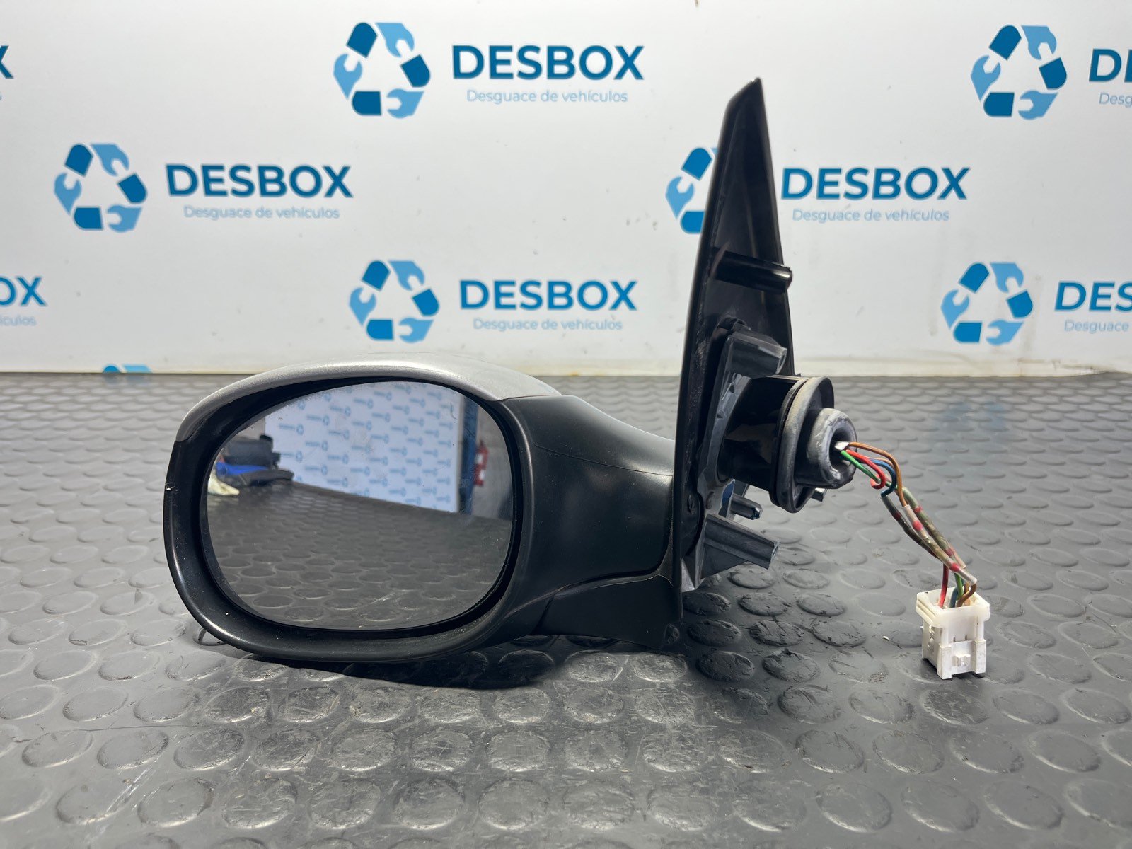 RETROVISOR IZQUIERDO PEUGEOT 206 CC - recambio desguace