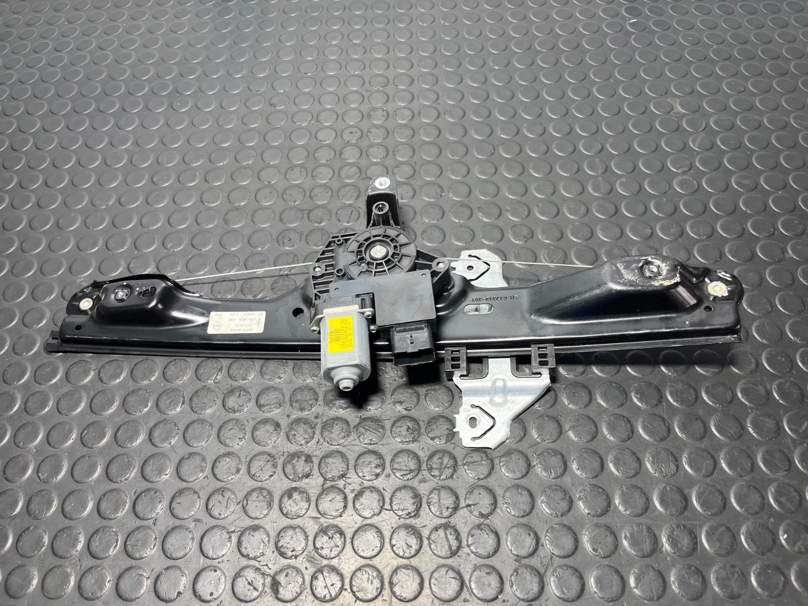 ELEVALUNAS DELANTERO IZQUIERDO NISSAN QASHQAI (J11) - recambio desguace