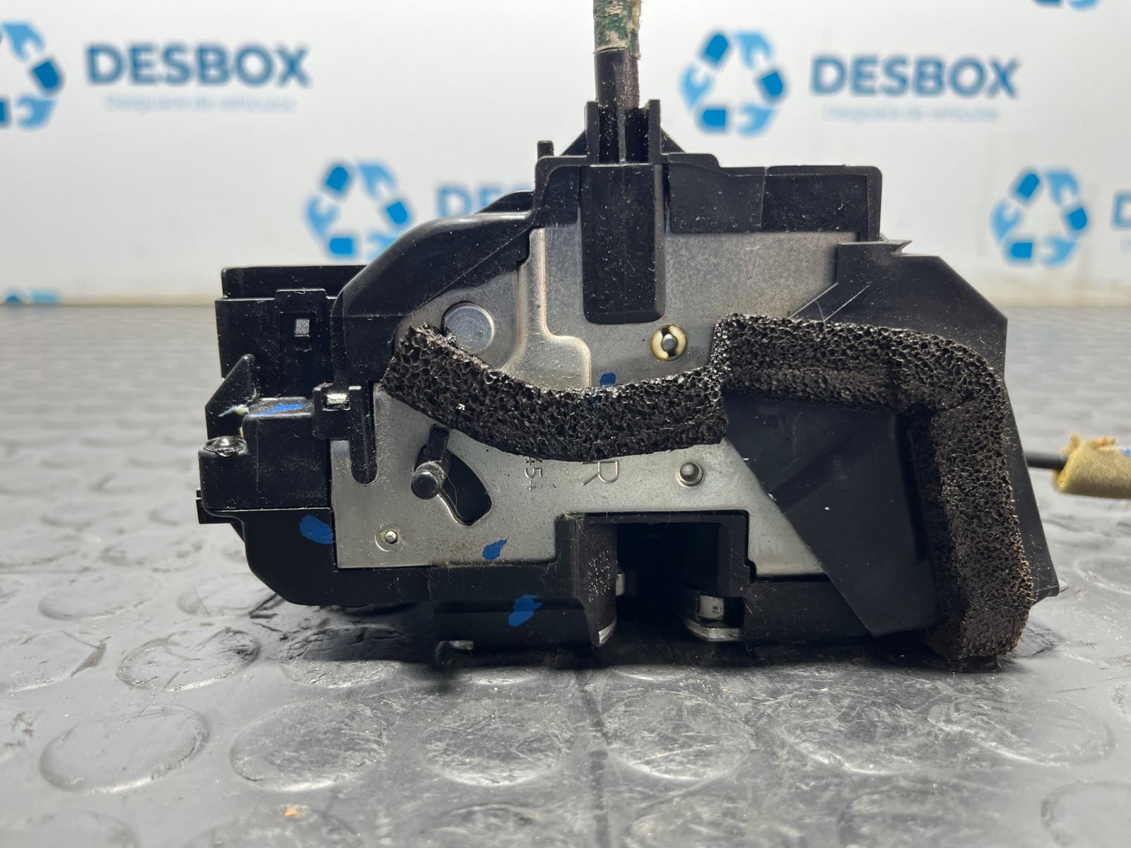 CERRADURA PUERTA TRASERA DERECHA NISSAN QASHQAI (J11) - recambio desguace - vista 3