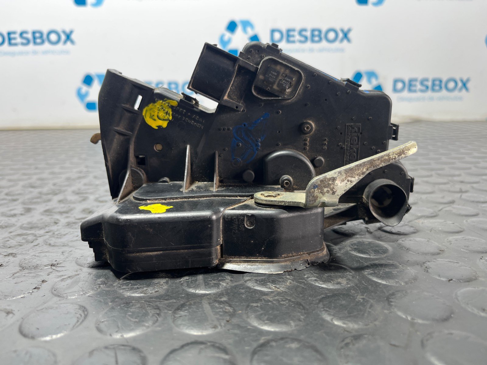CERRADURA PUERTA DELANTERA IZQUIERDA BMW SERIE 3 BERLINA (E46) - recambio desguace
