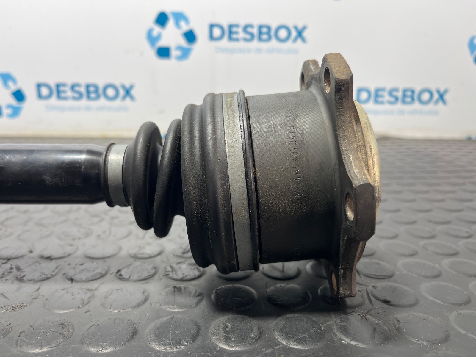 TRANSMISION DELANTERA DERECHA VOLKSWAGEN PASSAT BERLINA (3B2) - recambio desguace - vista 3