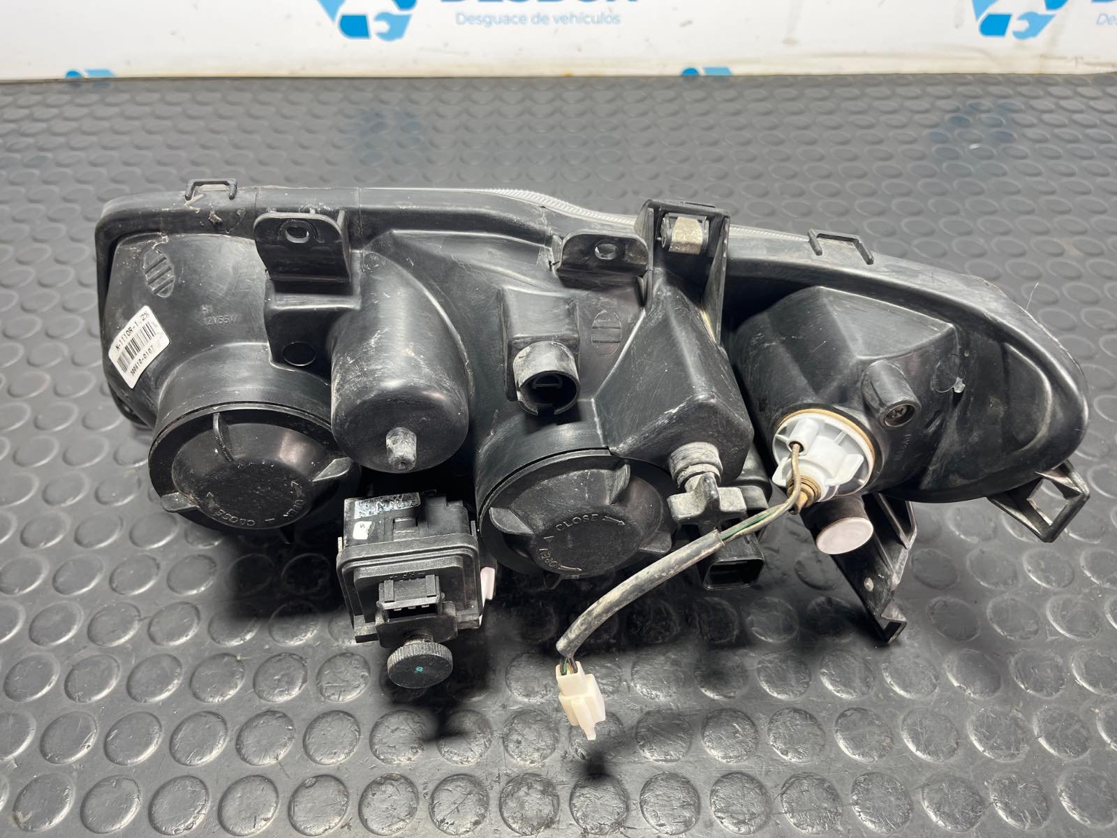 FARO DERECHO PIAGGIO (VESPA) PORTER Caja/Chasis - recambio desguace - vista 2