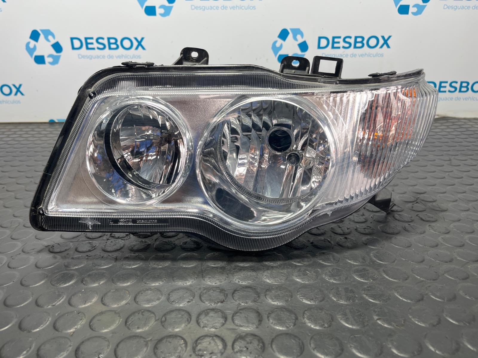 FARO IZQUIERDO PIAGGIO (VESPA) PORTER Caja/Chasis - recambio desguace