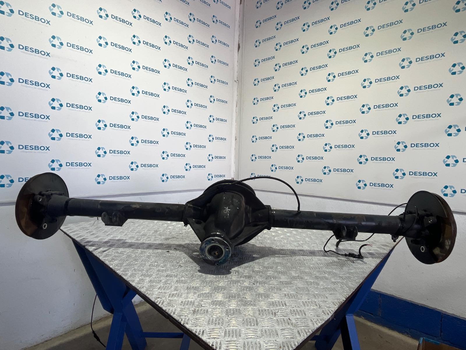PUENTE TRASERO IVECO DAILY VI Caja/Chasis - recambio desguace