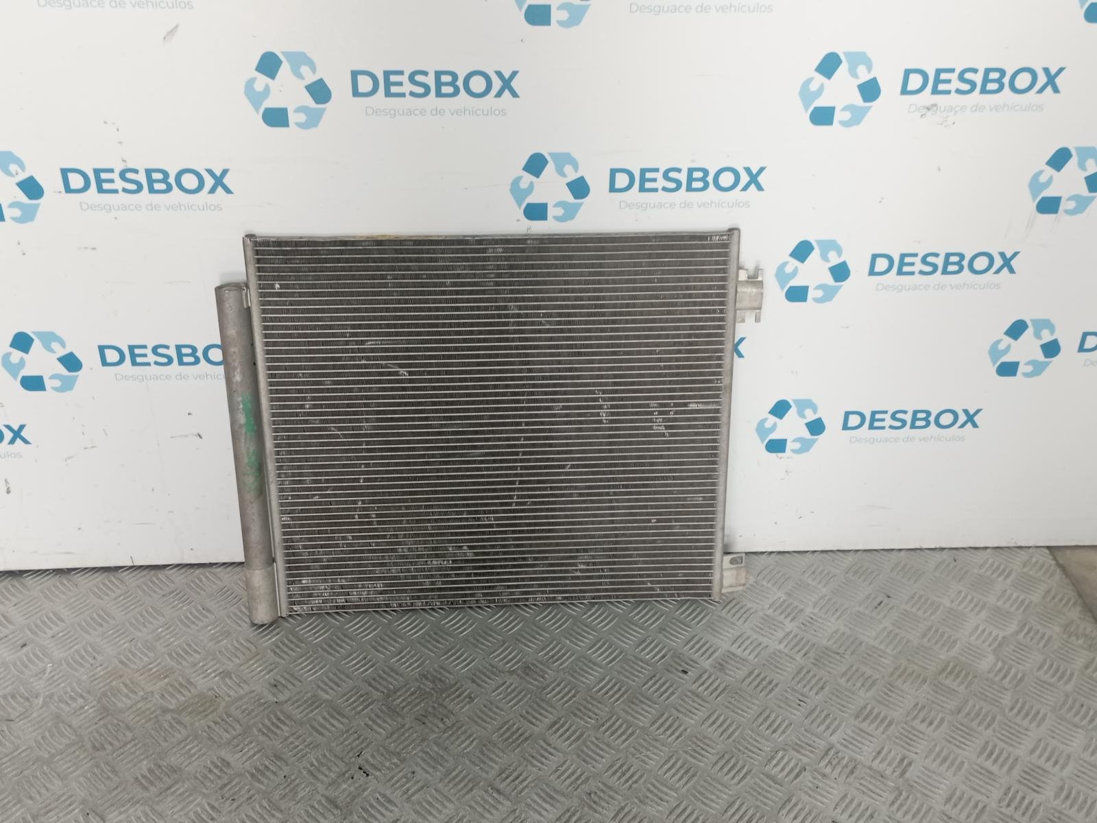 CONDENSADOR / RADIADOR  AIRE ACONDICIONADO NISSAN QASHQAI (J11) - recambio desguace - vista 2