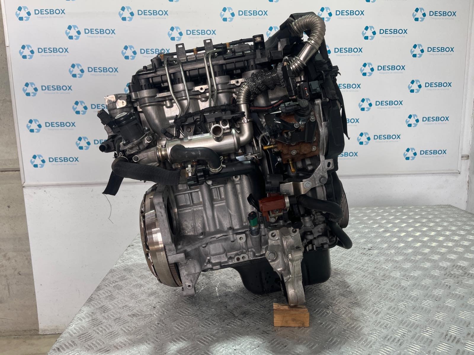 MOTOR PEUGEOT 308 - recambio desguace - vista 2