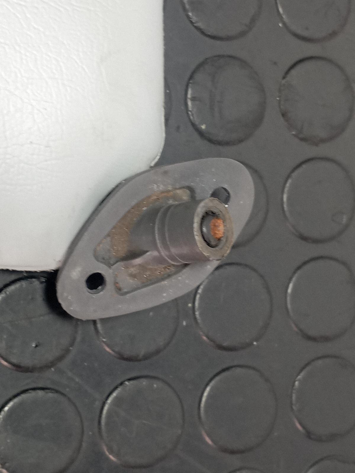 PARASOL DERECHO PIAGGIO (VESPA) PORTER Caja/Chasis - recambio desguace - vista 2