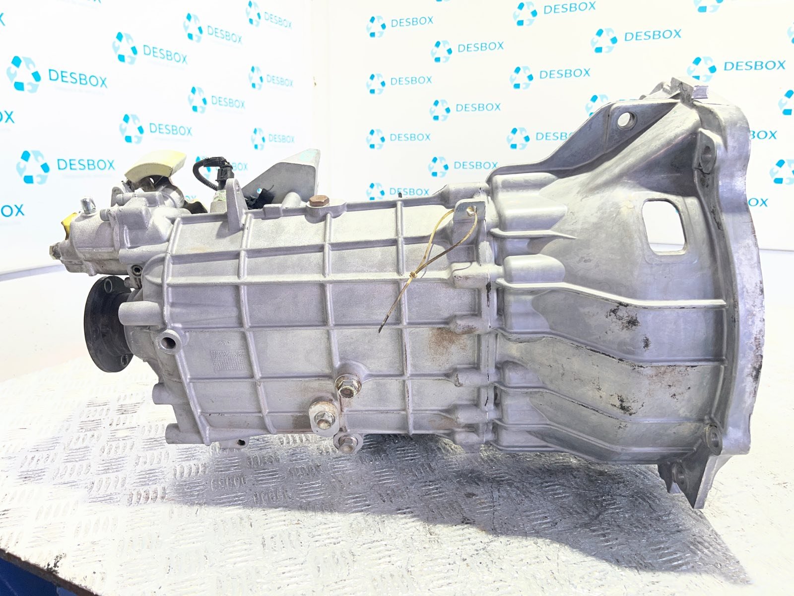 CAJA CAMBIOS IVECO DAILY VI Caja/Chasis - recambio desguace - vista 4
