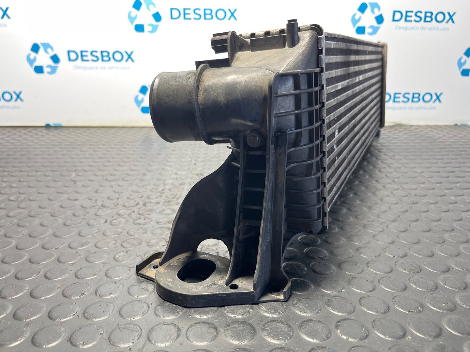 INTERCOOLER IVECO DAILY VI Caja/Chasis - recambio desguace - vista 5