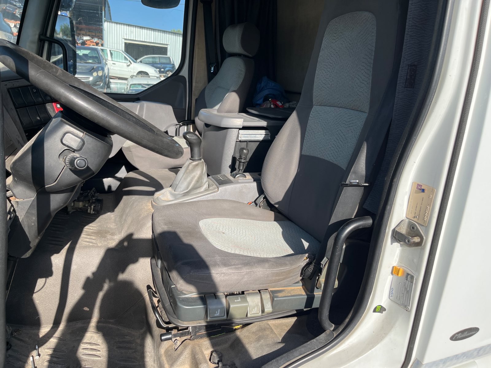 AMORTIGUADOR DELANTERO IZQUIERDO RENAULT 42AEA10 - recambio desguace - vista 4