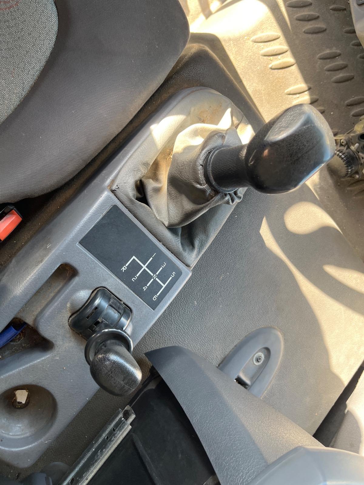 AMORTIGUADOR DELANTERO IZQUIERDO RENAULT 42AEA10 - recambio desguace - vista 7