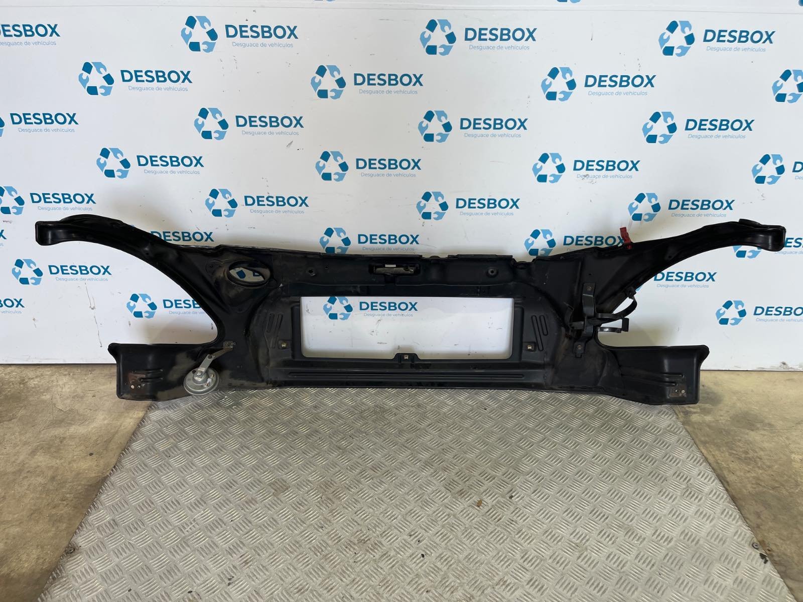 PANEL FRONTAL IVECO DAILY VI Caja/Chasis - recambio desguace - vista 5