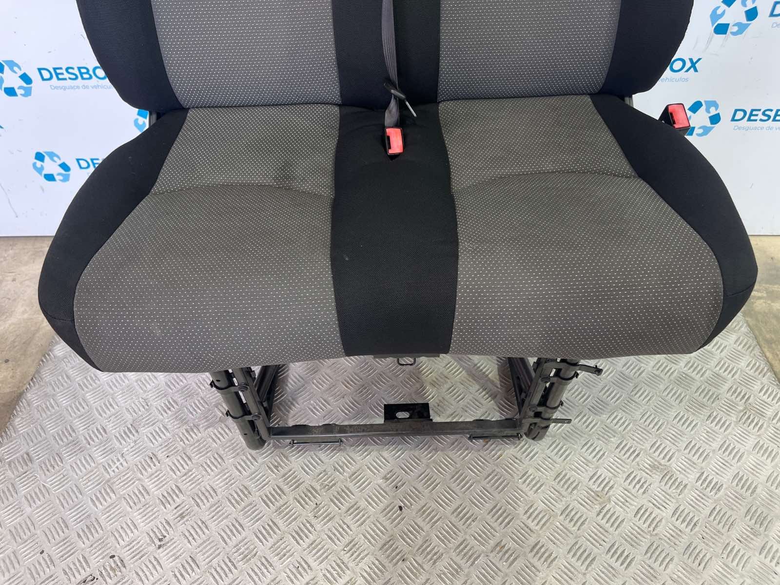 ASIENTO DELANTERO DERECHO IVECO DAILY VI Caja/Chasis - recambio desguace - vista 2