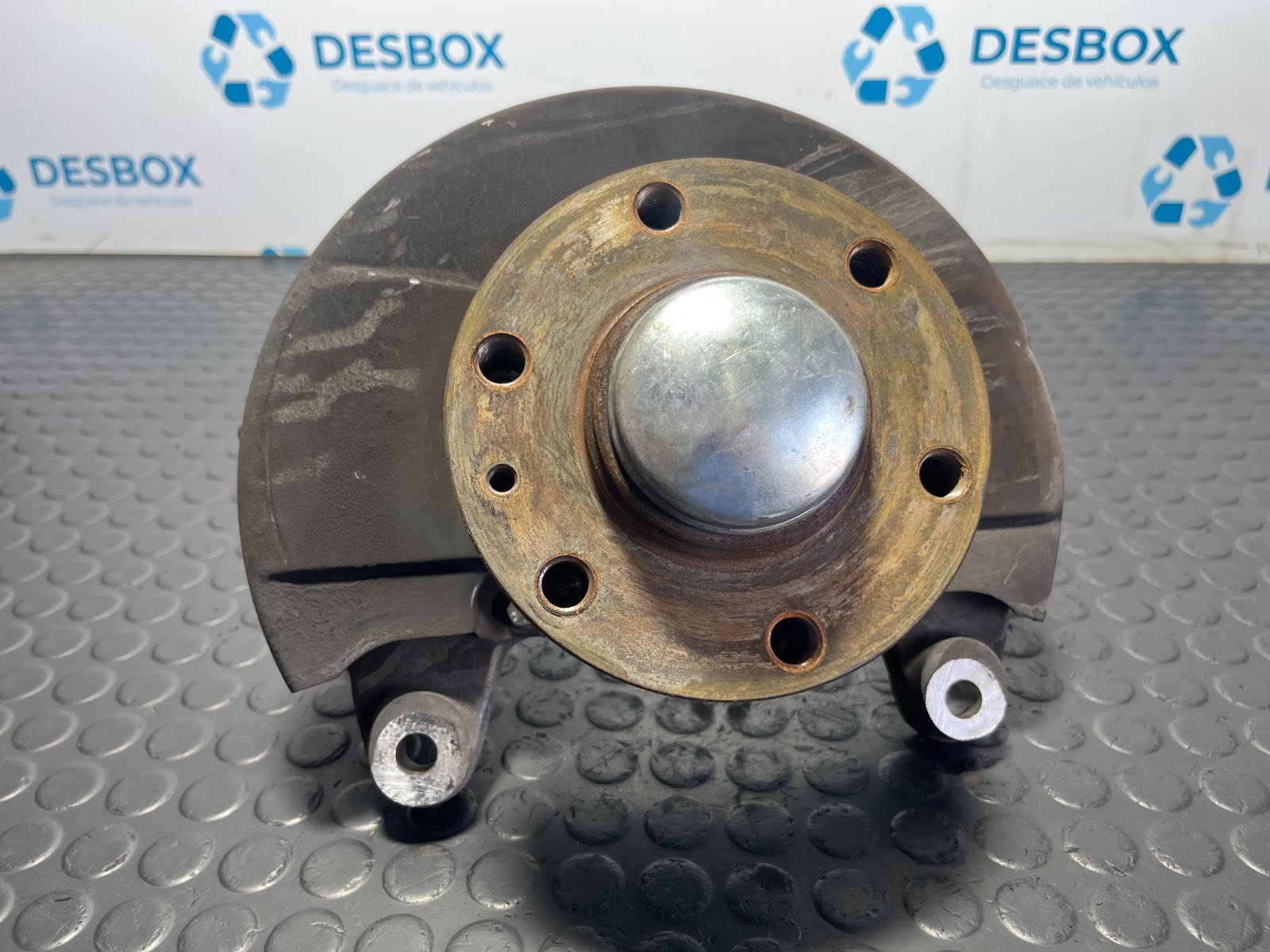 MANGUETA DELANTERA DERECHA IVECO DAILY VI Caja/Chasis - recambio desguace - vista 3