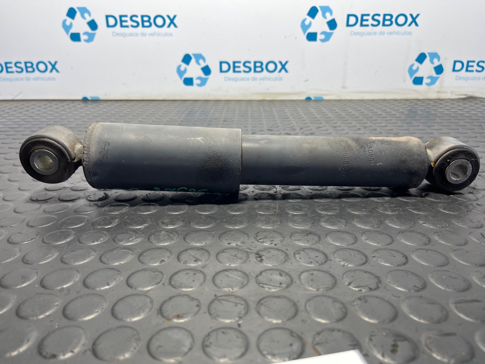 AMORTIGUADOR DELANTERO DERECHO IVECO DAILY VI Caja/Chasis - recambio desguace