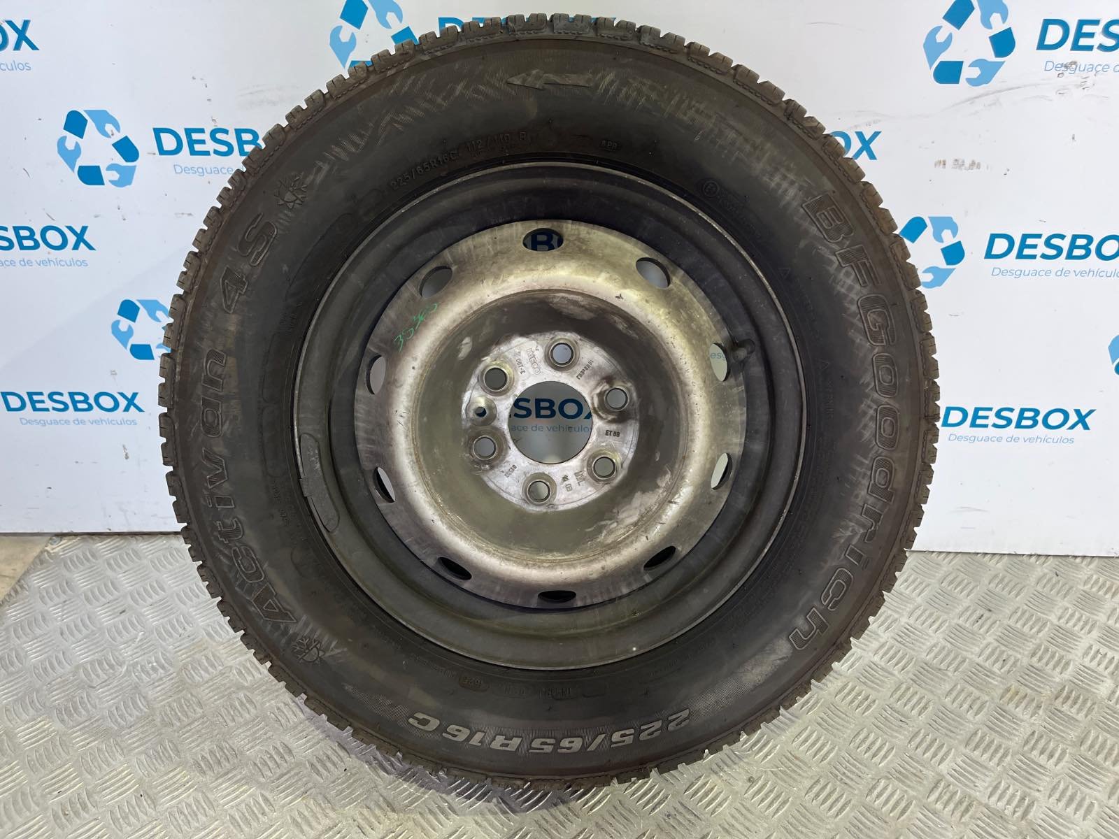 JUEGO LLANTAS IVECO DAILY VI Caja/Chasis - recambio desguace - vista 8