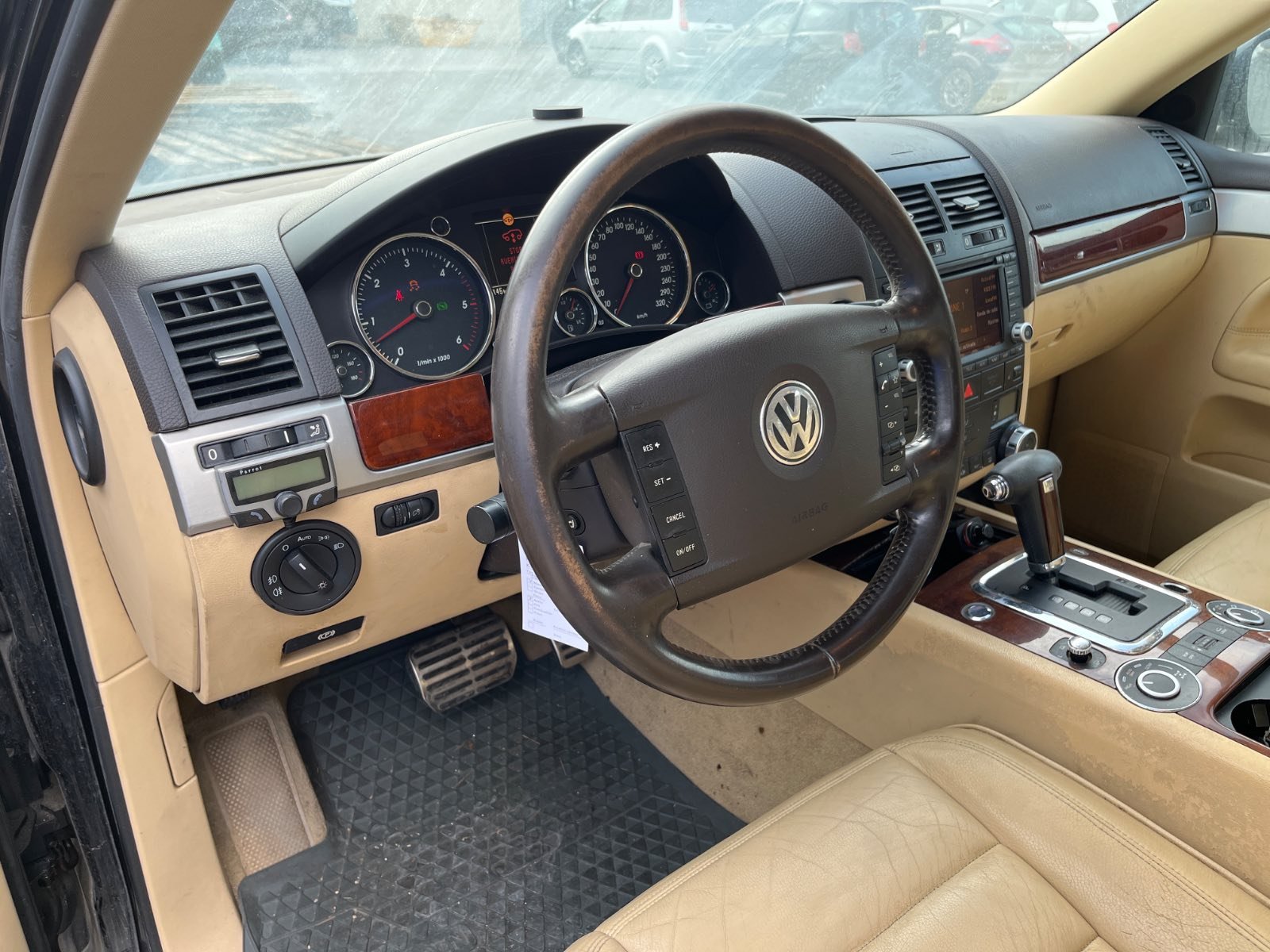ALETA DELANTERA DERECHA VOLKSWAGEN TOUAREG (7LA) - recambio desguace - vista 12