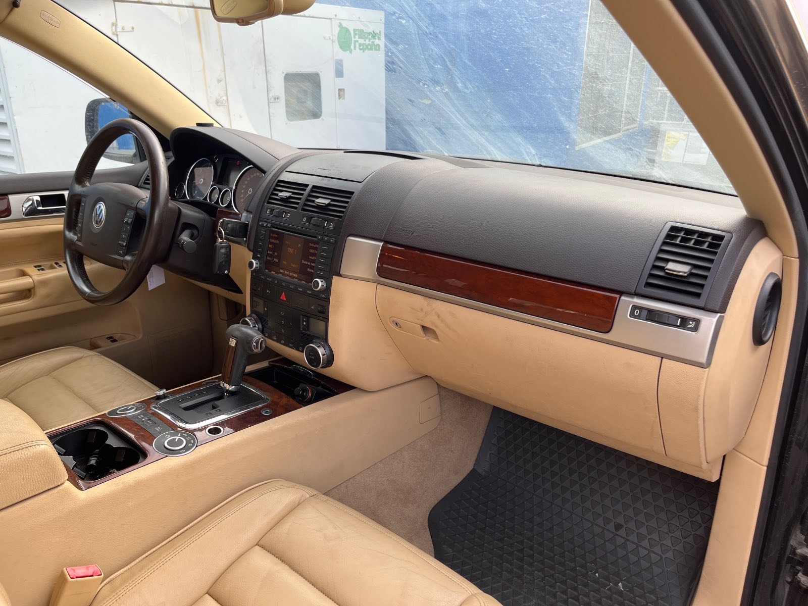ALETA DELANTERA DERECHA VOLKSWAGEN TOUAREG (7LA) - recambio desguace - vista 4