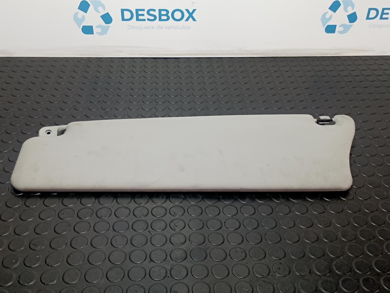 PARASOL DERECHO IVECO DAILY VI Caja/Chasis - recambio desguace - vista 2