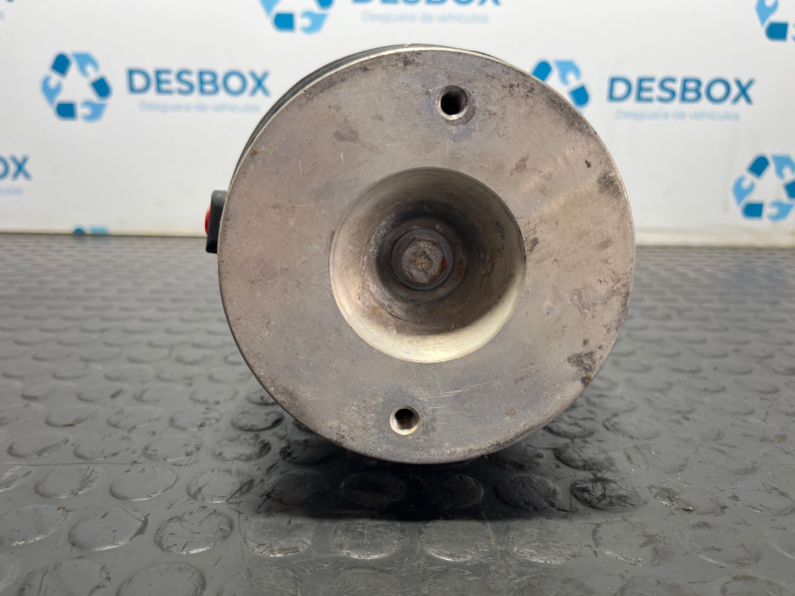 BALONA NEUMATICA TRASERA DERECHA IVECO DAILY VI Caja/Chasis - recambio desguace - vista 3