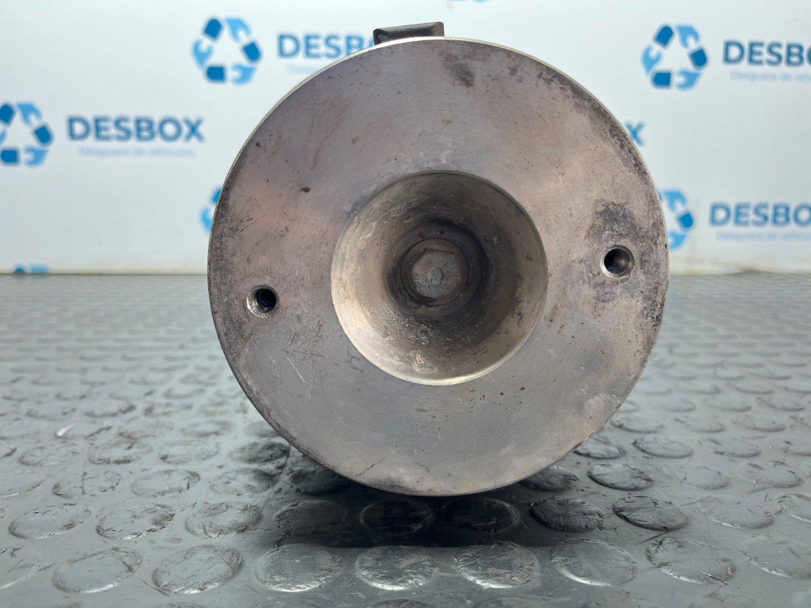 BALONA NEUMATICA TRASERA IZQUIERDA IVECO DAILY VI Caja/Chasis - recambio desguace - vista 3