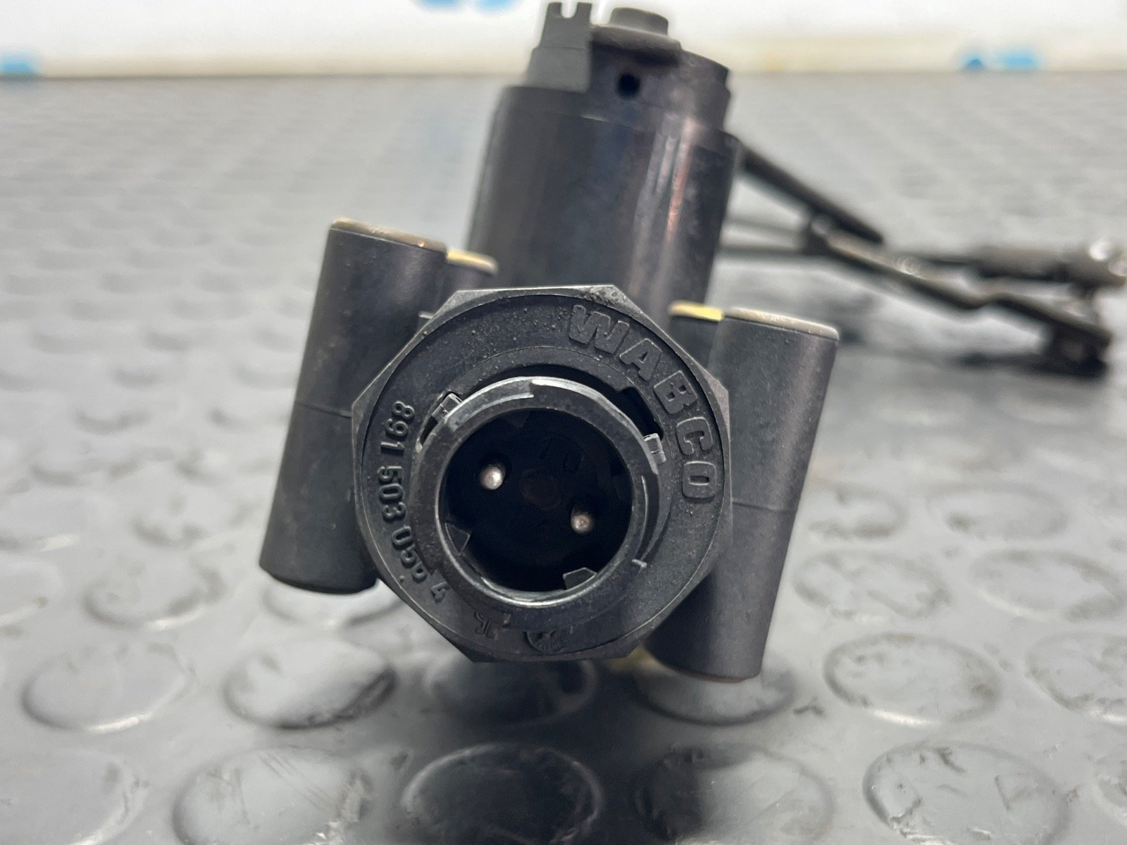 SENSOR IVECO DAILY VI Caja/Chasis - recambio desguace - vista 3