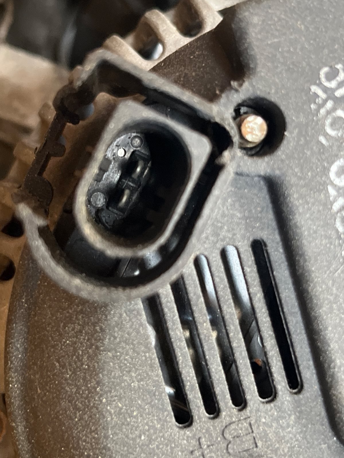 ALTERNADOR AUDI A4 CABRIO (8H) - recambio desguace - vista 6