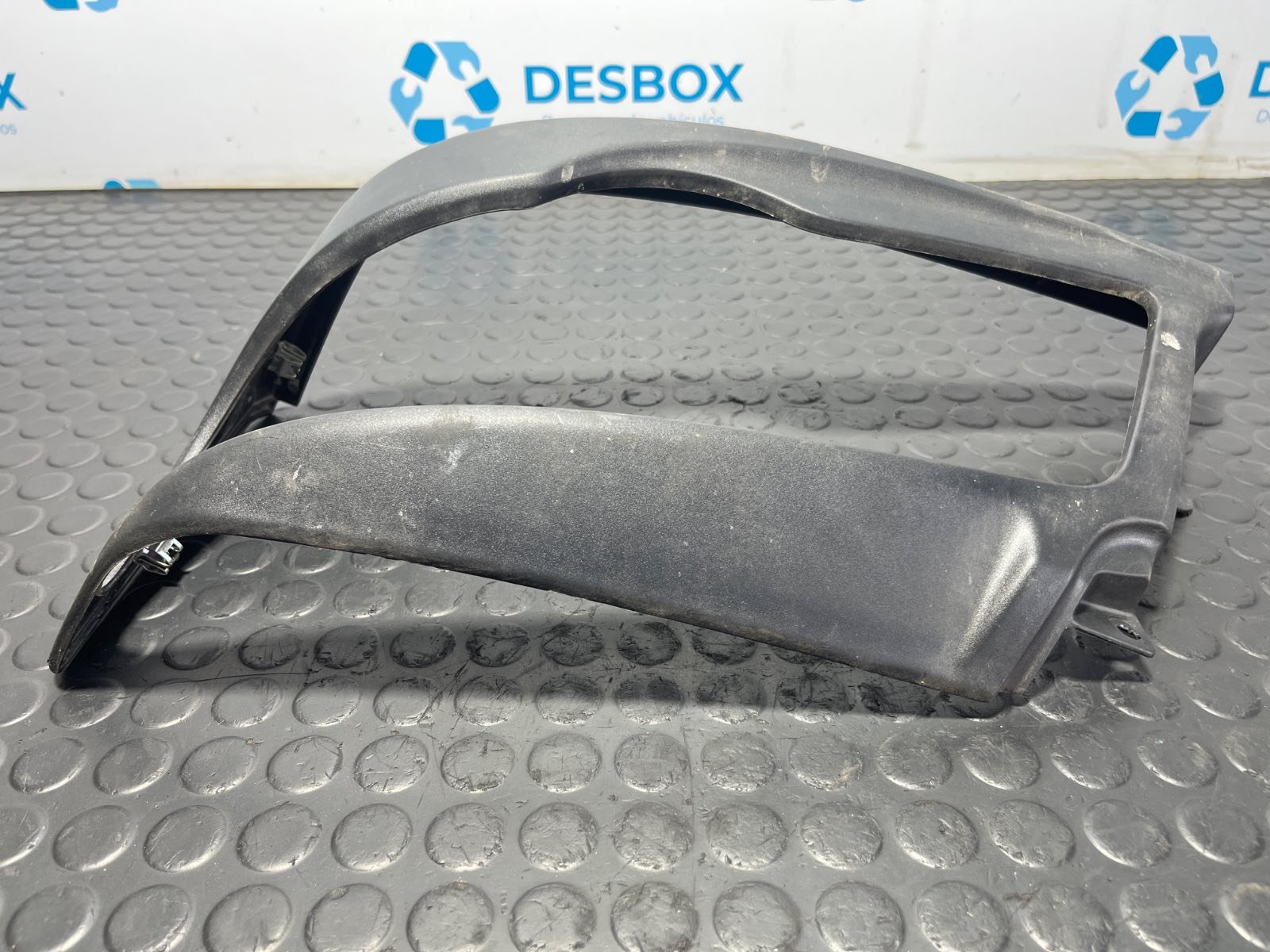 MOLDURA PIAGGIO (VESPA) PORTER Caja/Chasis - recambio desguace - vista 5
