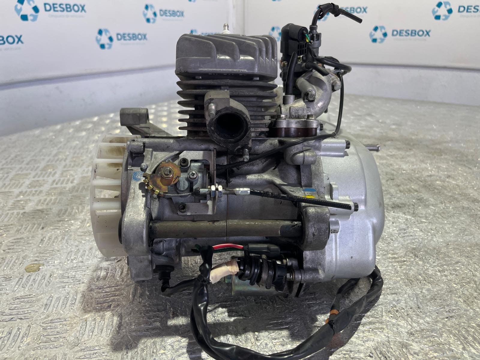 MOTOR  PEUGEOT TREKKER / TKR - recambio desguace - vista 2