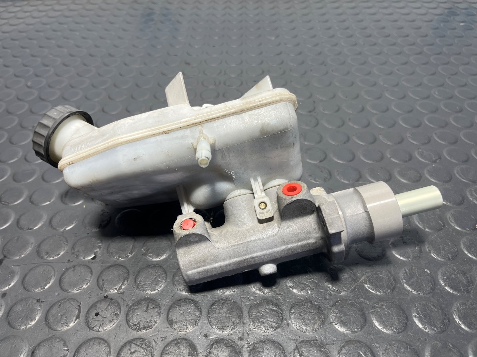 BOMBA FRENO FORD TRANSIT CAJA CERRADA, CORTA (FY) (2000 =>) - recambio desguace - vista 5