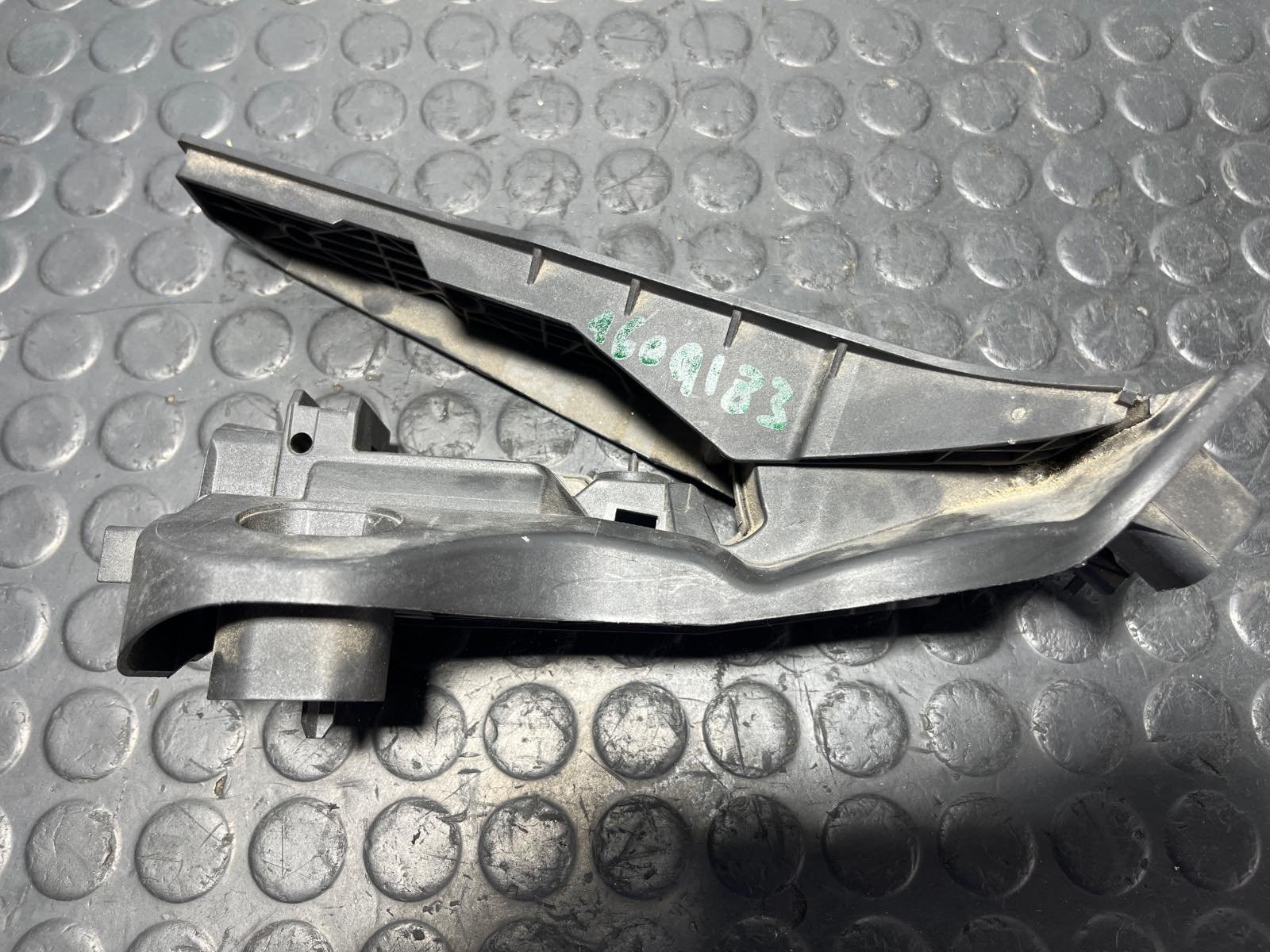 POTENCIOMETRO PEDAL SEAT LEON (1P1) - recambio desguace - vista 2
