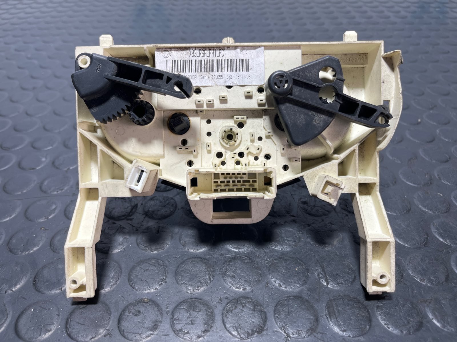 MANDO CALEFACCION / AIRE ACONDICIONADO NISSAN PRIMASTAR (X83) - recambio desguace - vista 2