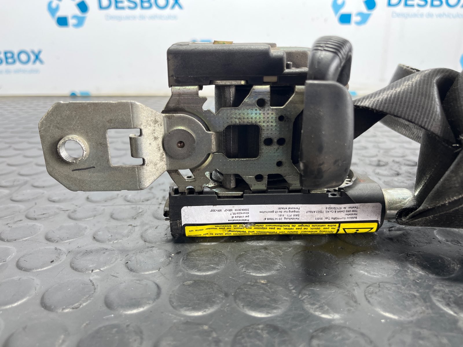 CINTURON DELANTERO IZQUIERDO IVECO DAILY VI Caja/Chasis - recambio desguace - vista 2