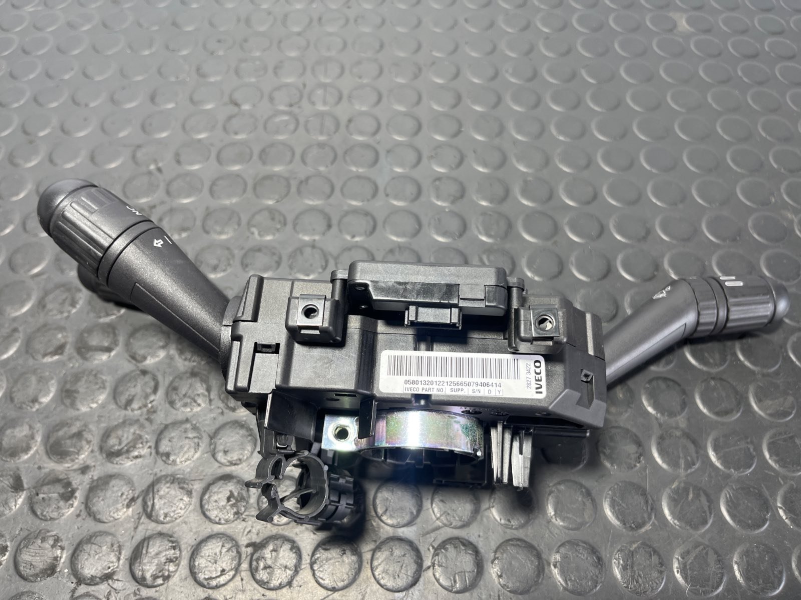 MANDO MULTIFUNCION IVECO DAILY VI Caja/Chasis - recambio desguace - vista 6