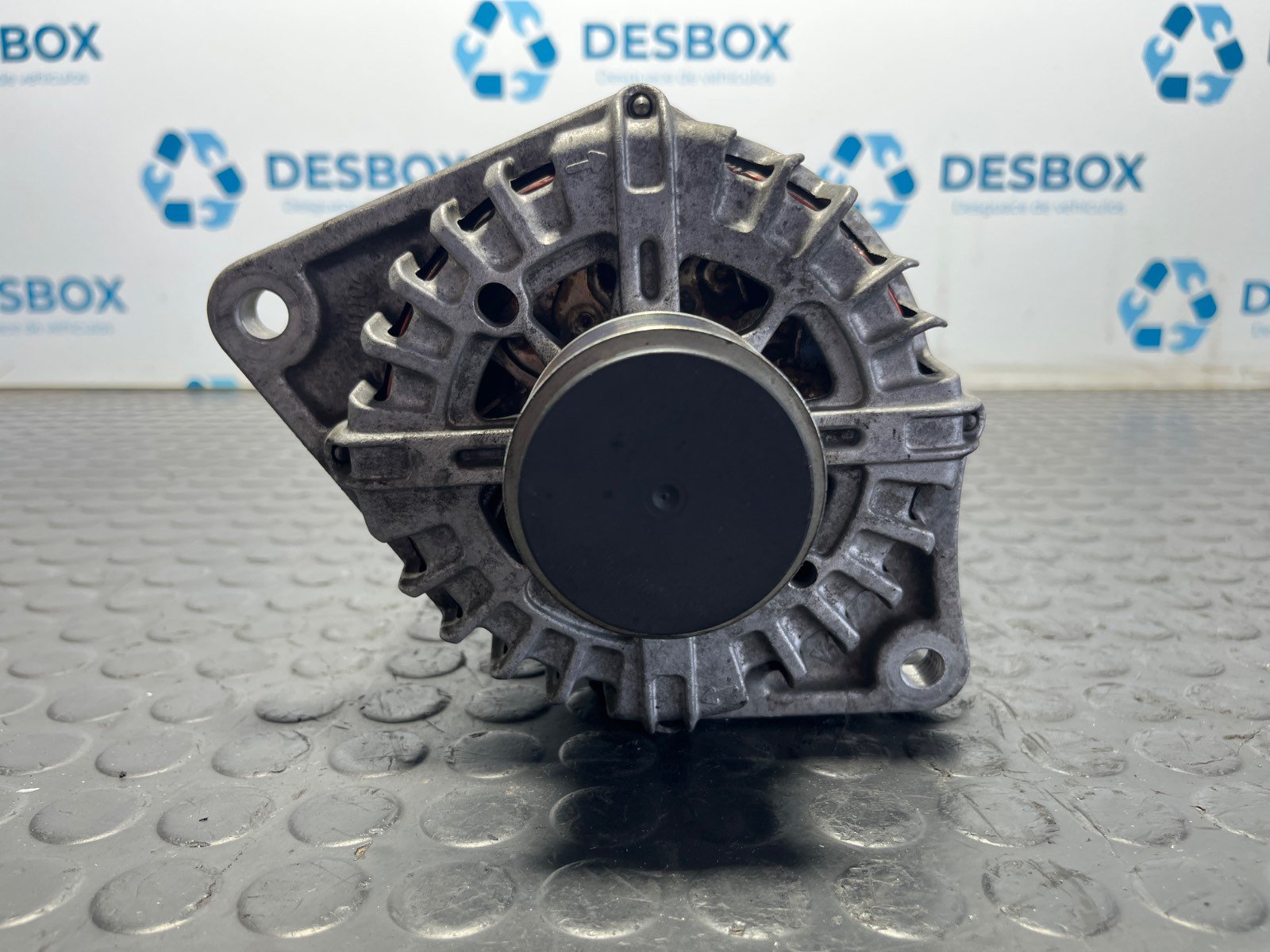 ALTERNADOR IVECO DAILY VI Caja/Chasis - recambio desguace