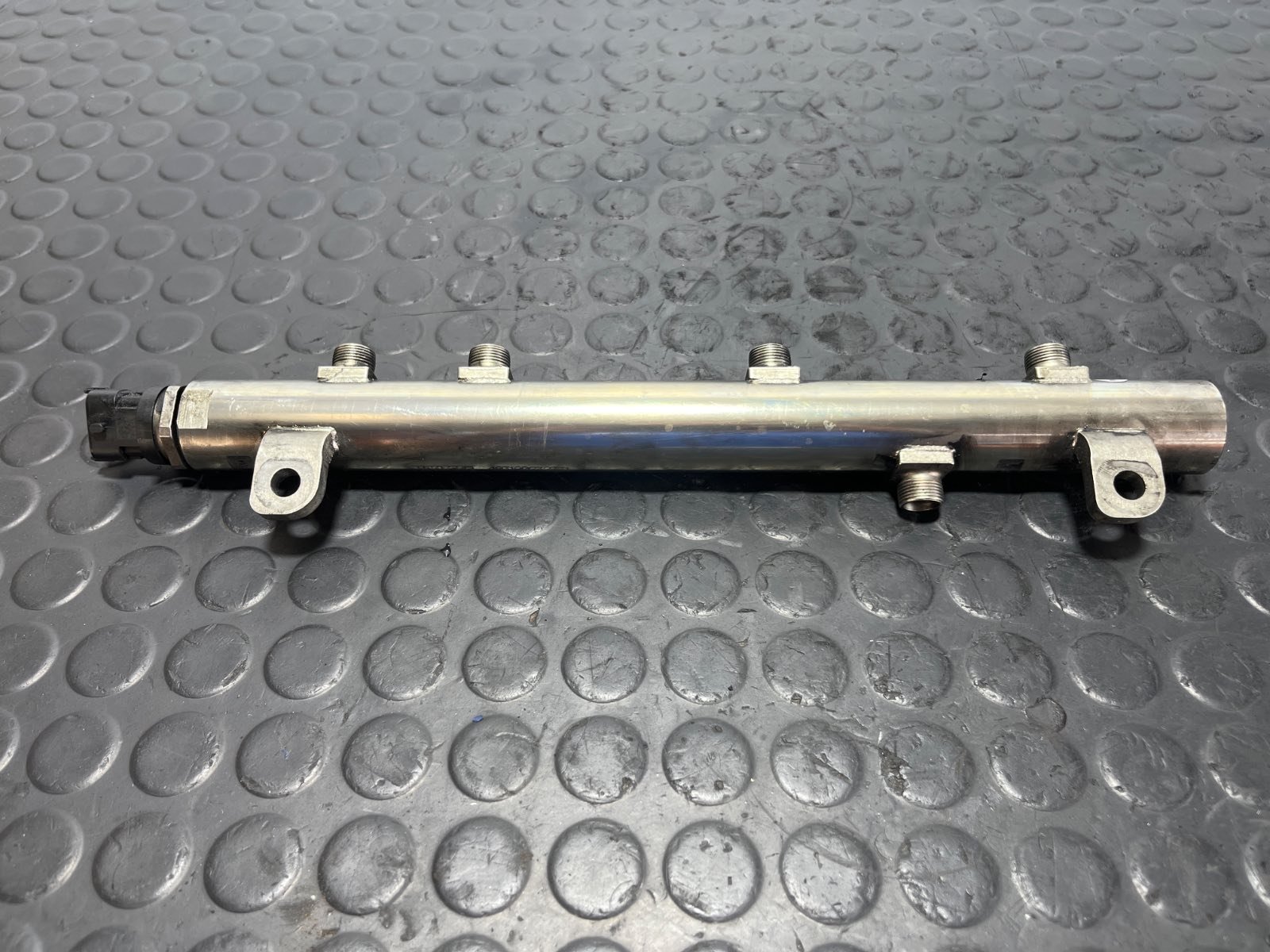 RAMPA INYECTORA IVECO DAILY VI Caja/Chasis - recambio desguace