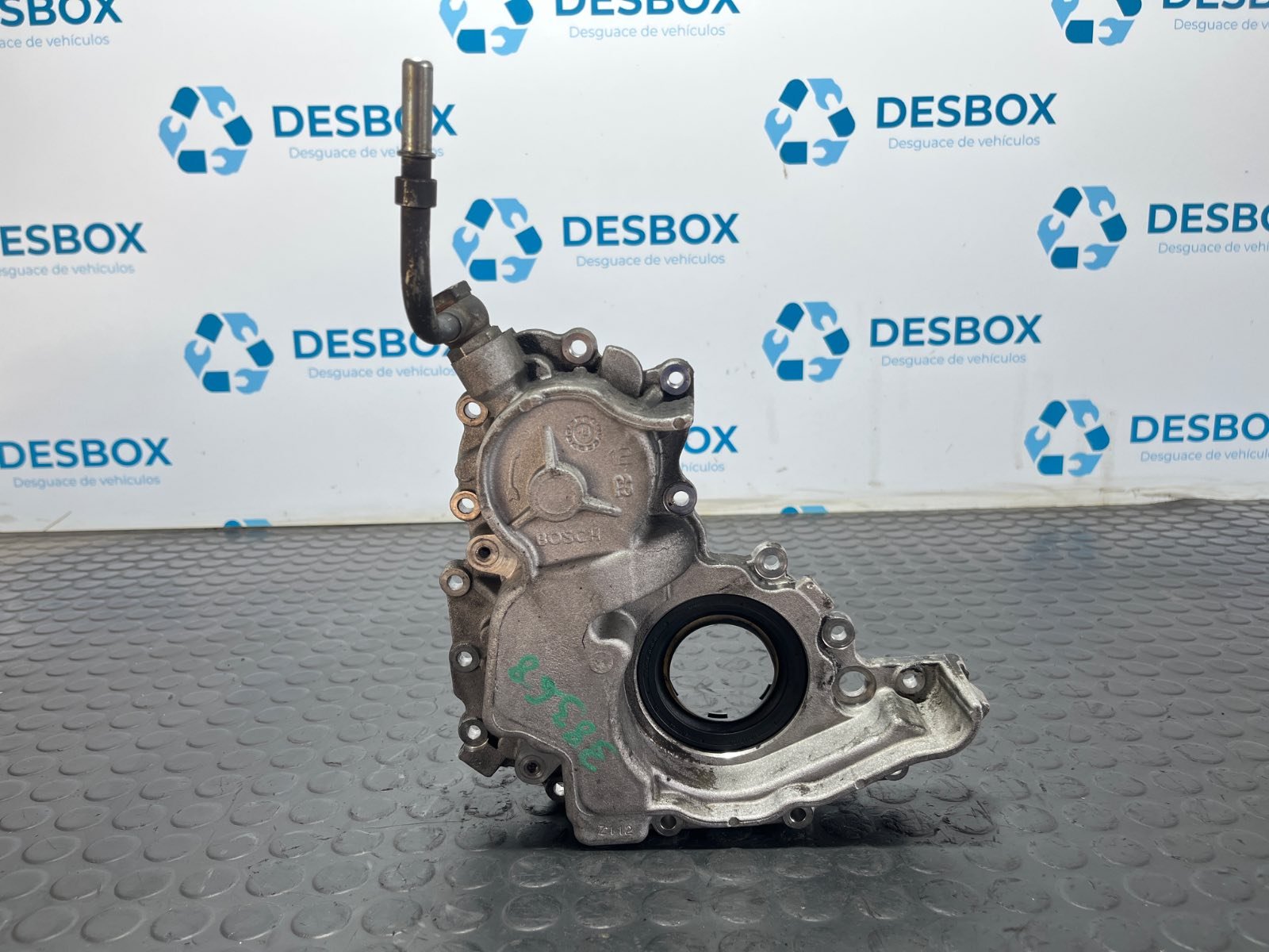 BOMBA ACEITE IVECO DAILY VI Caja/Chasis - recambio desguace