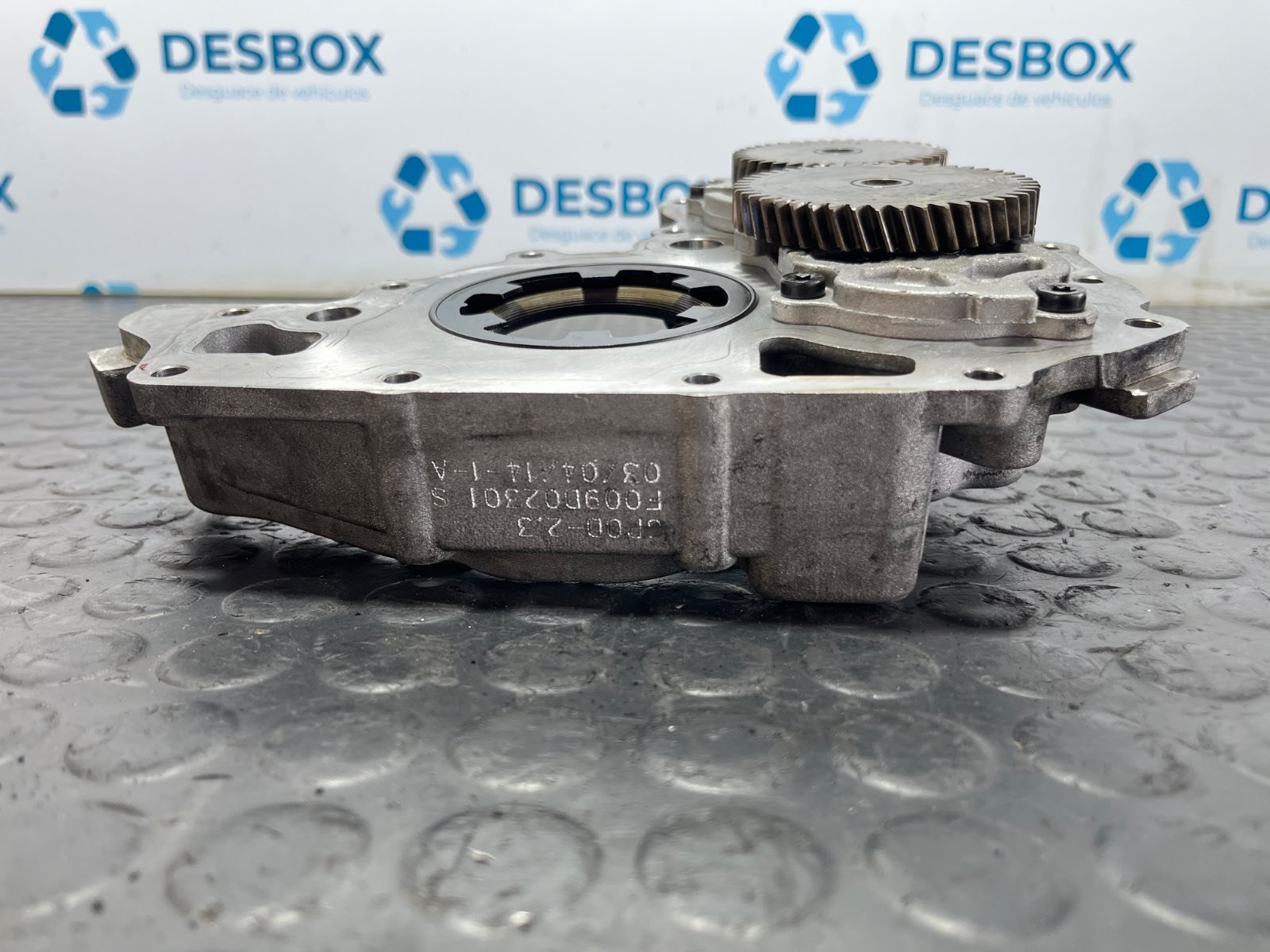 BOMBA ACEITE IVECO DAILY VI Caja/Chasis - recambio desguace - vista 4