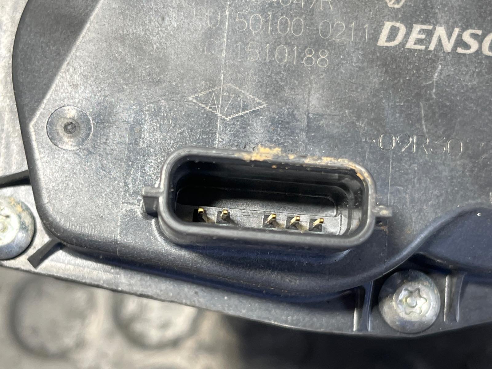 VALVULA EGR NISSAN QASHQAI (J11) - recambio desguace - vista 4