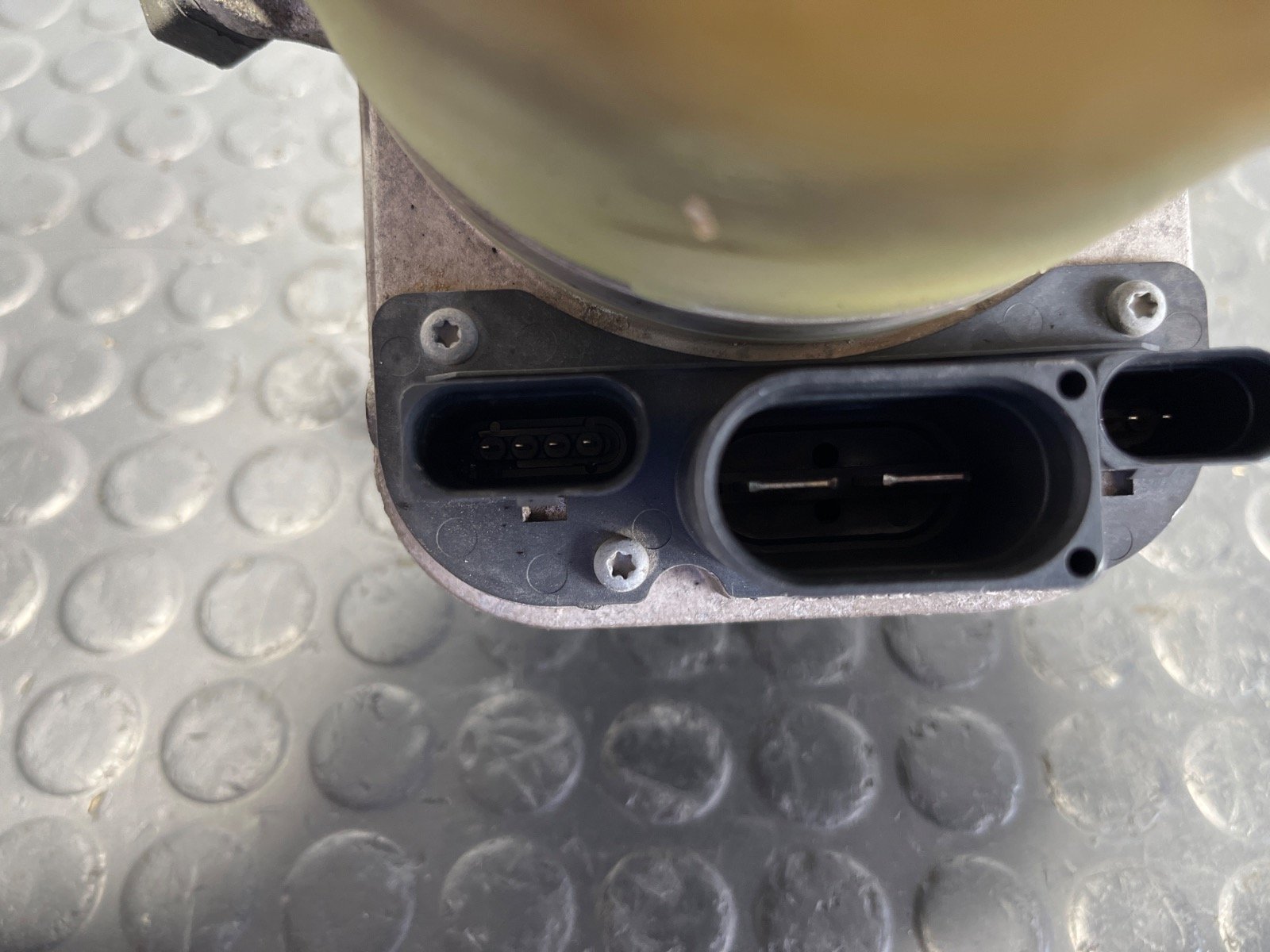 BOMBA DIRECCION SEAT IBIZA (6L1) - recambio desguace - vista 3