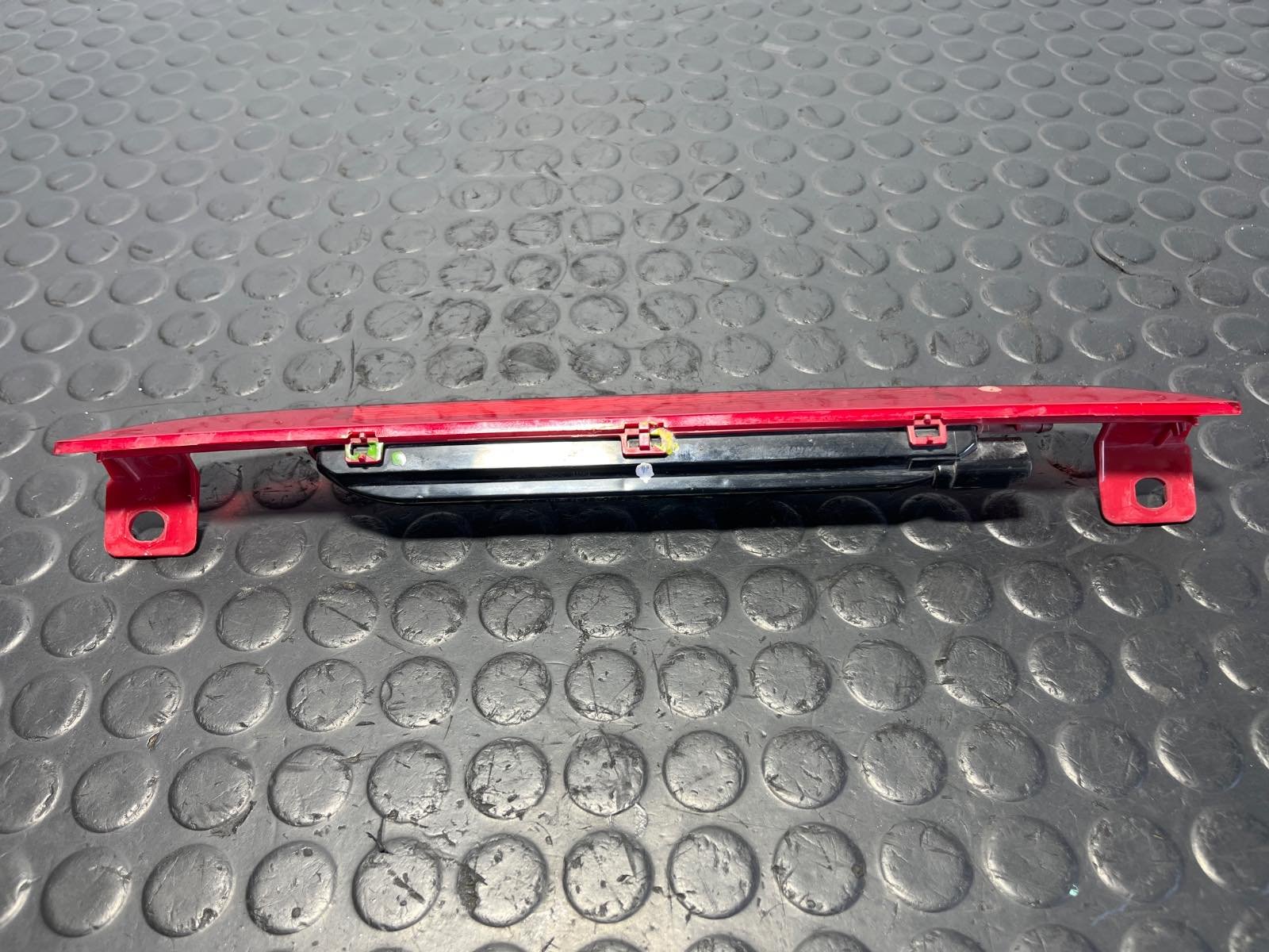 LUZ CENTRAL DE FRENO PEUGEOT 308 - recambio desguace - vista 3