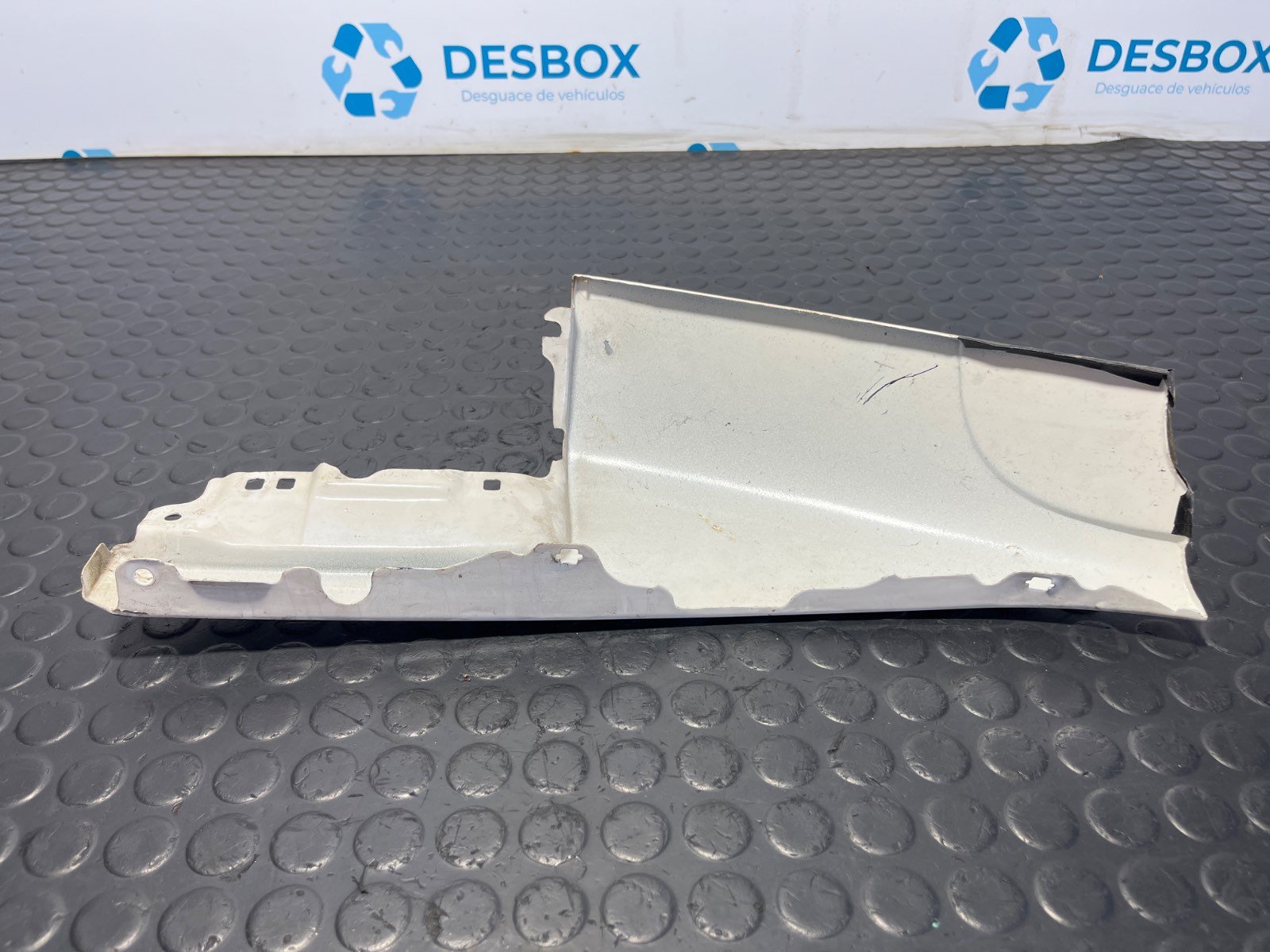 ALETA DELANTERA DERECHA PIAGGIO (VESPA) PORTER Caja/Chasis - recambio desguace - vista 5