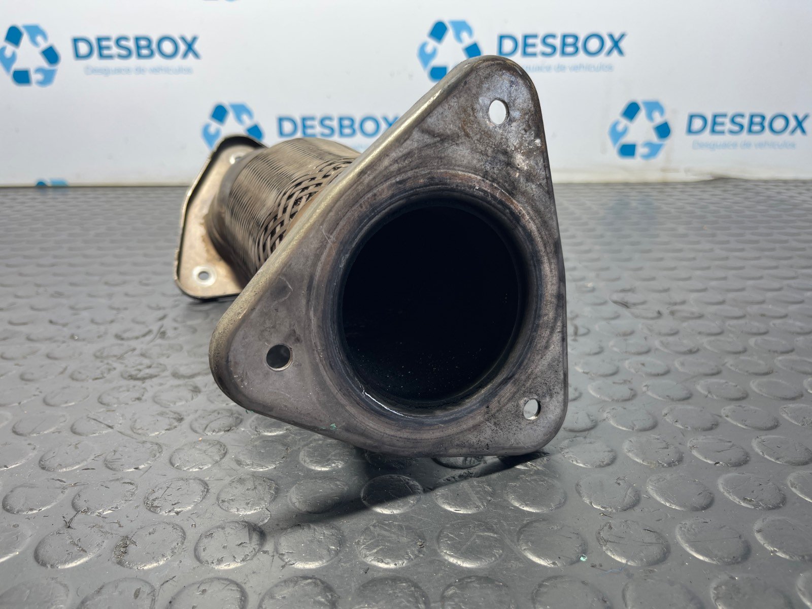 TUBO FLEXIBLE ESCAPE IVECO DAILY VI Caja/Chasis - recambio desguace - vista 2