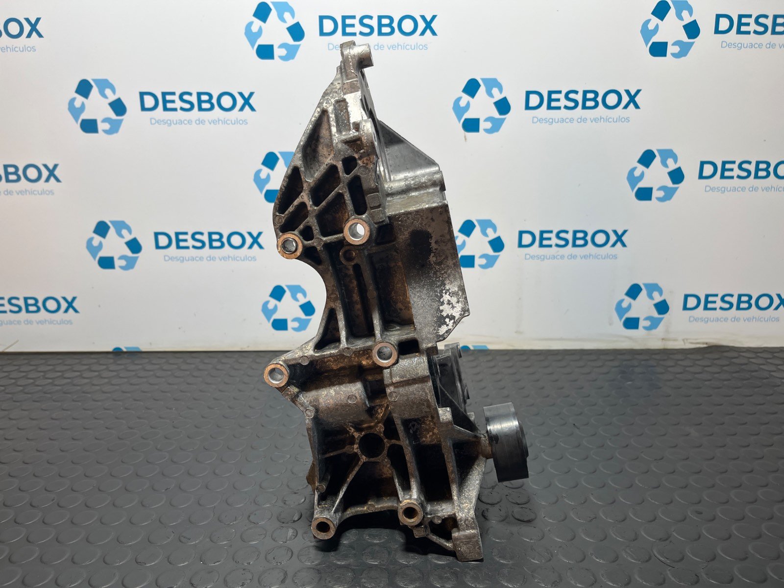 SOPORTE ALTERNADOR AUDI Q5 (8R) - recambio desguace - vista 3