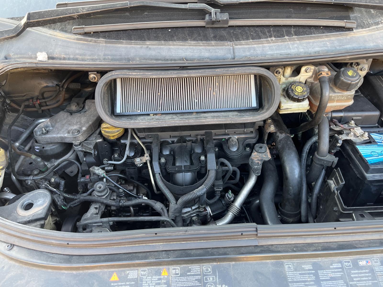 TURBOCOMPRESOR RENAULT ESPACE IV (JK0) - recambio desguace - vista 18