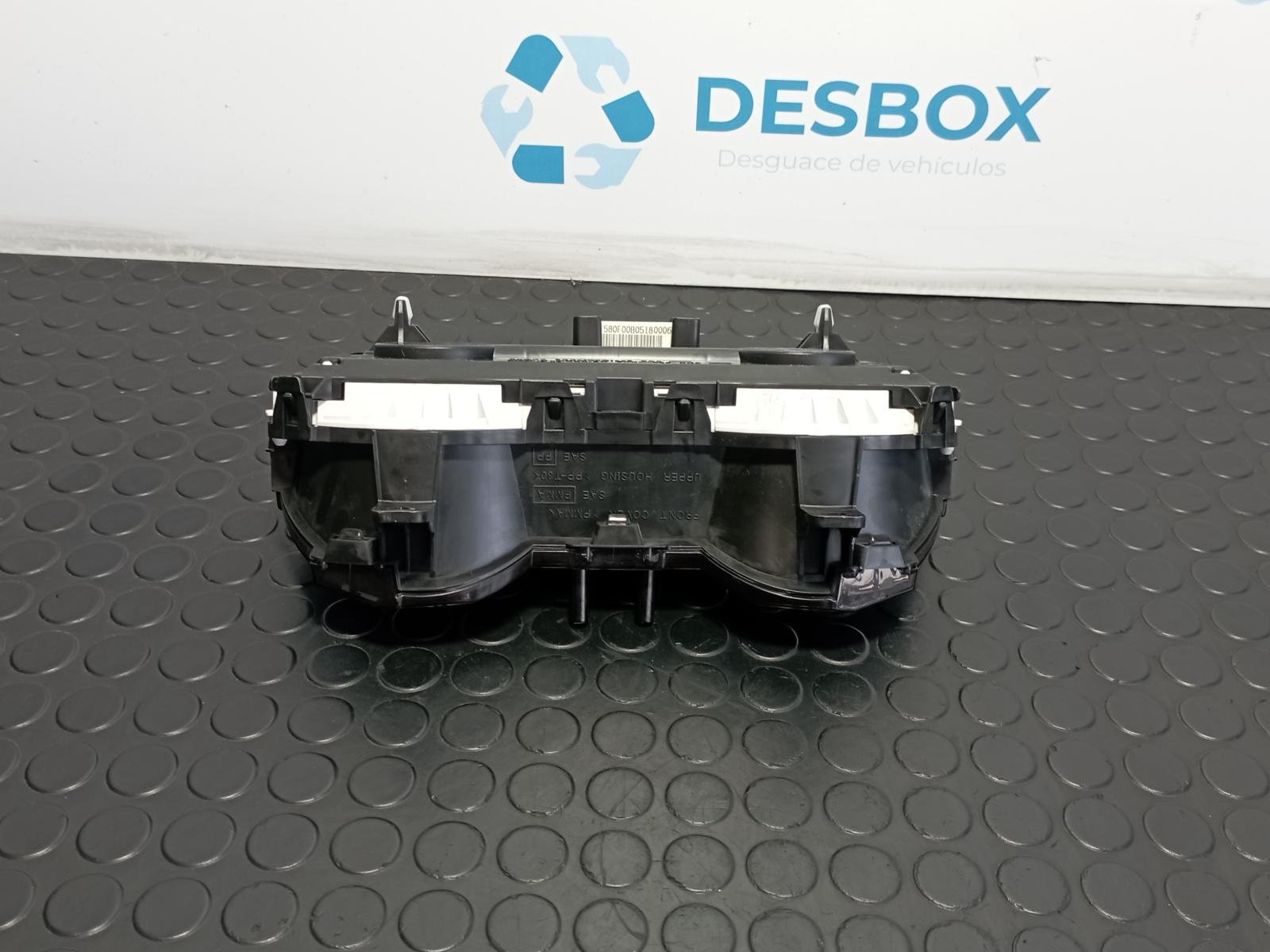 CUADRO INSTRUMENTOS NISSAN JUKE (F15) - recambio desguace - vista 4