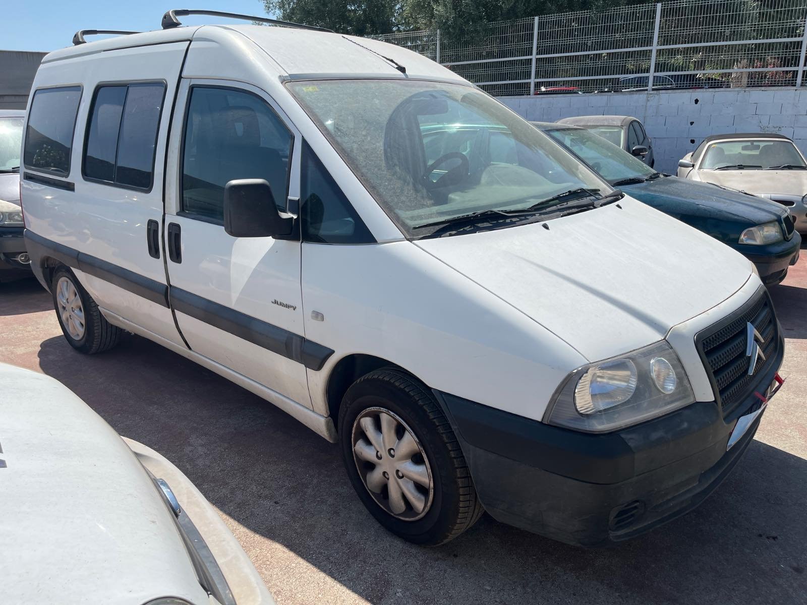 PARAGOLPES DELANTERO