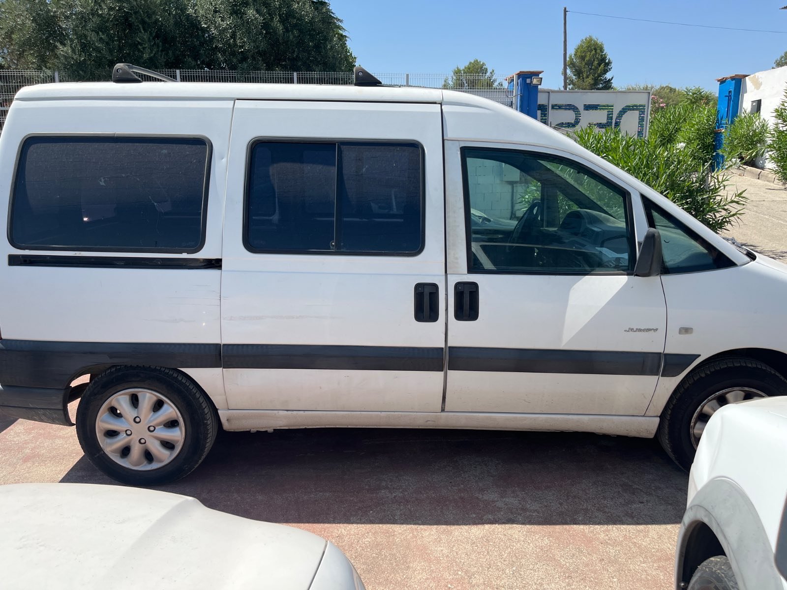 PARAGOLPES DELANTERO FIAT SCUDO COMBI (272) - recambio desguace - vista 2